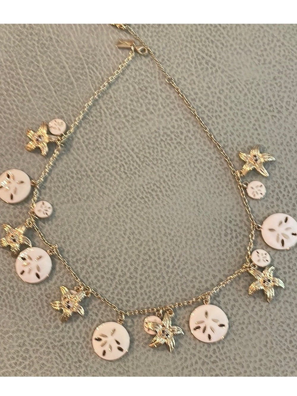 Lilly Pulitzer sand dollar seashell beach boho charm necklace ocean starfish